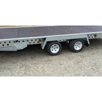 Stærk dobbelt-akslet trailer